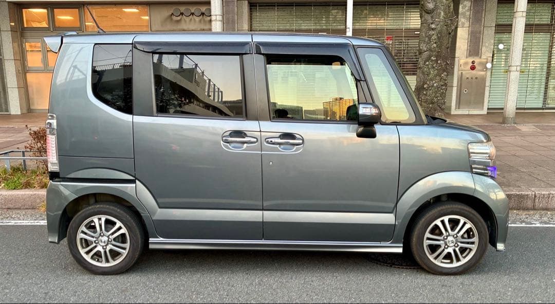 H25 N BOX +カスタム4WD GLパッケージ 実走行　修復無