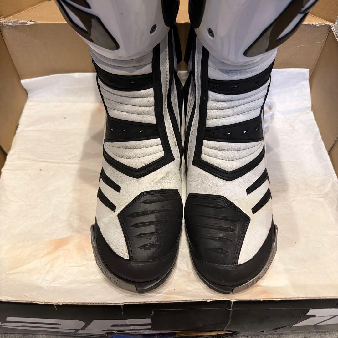 ガエルネ gp1 White