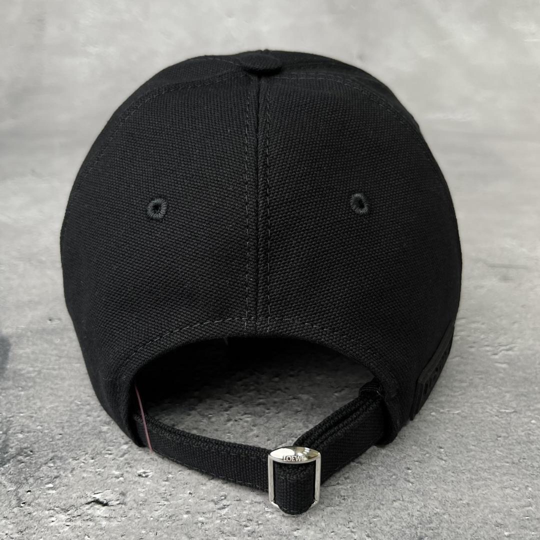 LOEWE ブラック キャンパス パッチキャップ ロゴ刺繍 2025SS