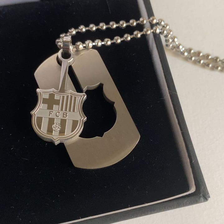 今だけ値下げ！　FCバルセロナ　バルサ　ペンダント　ネックレス　未使用新品