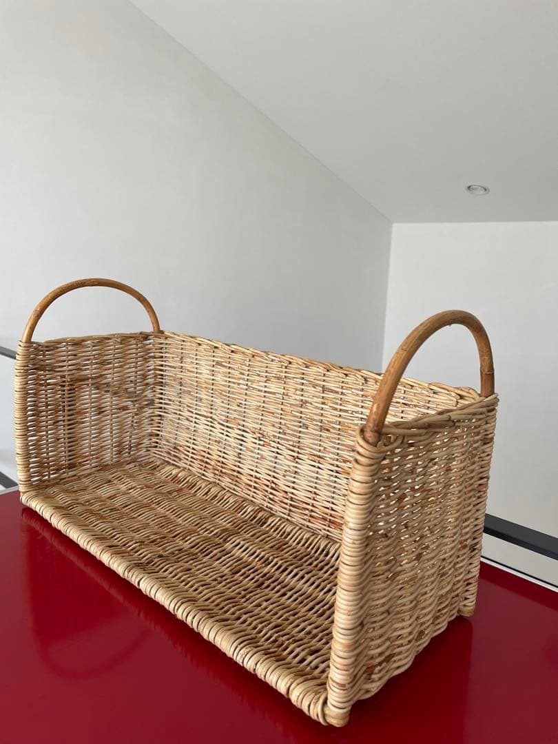 【御値下げ】インテリア　珍しい籐のラック　籐の雑貨