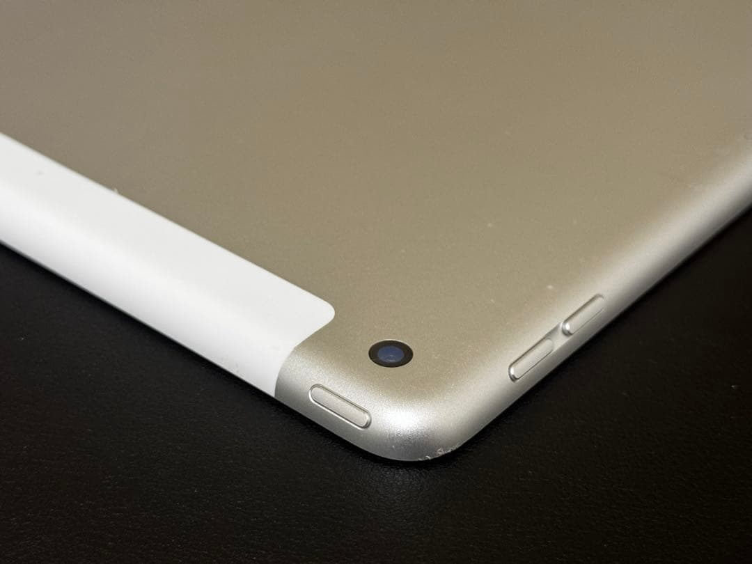 Apple iPad 第8世代 128GB A2429 SIMロック解除済み