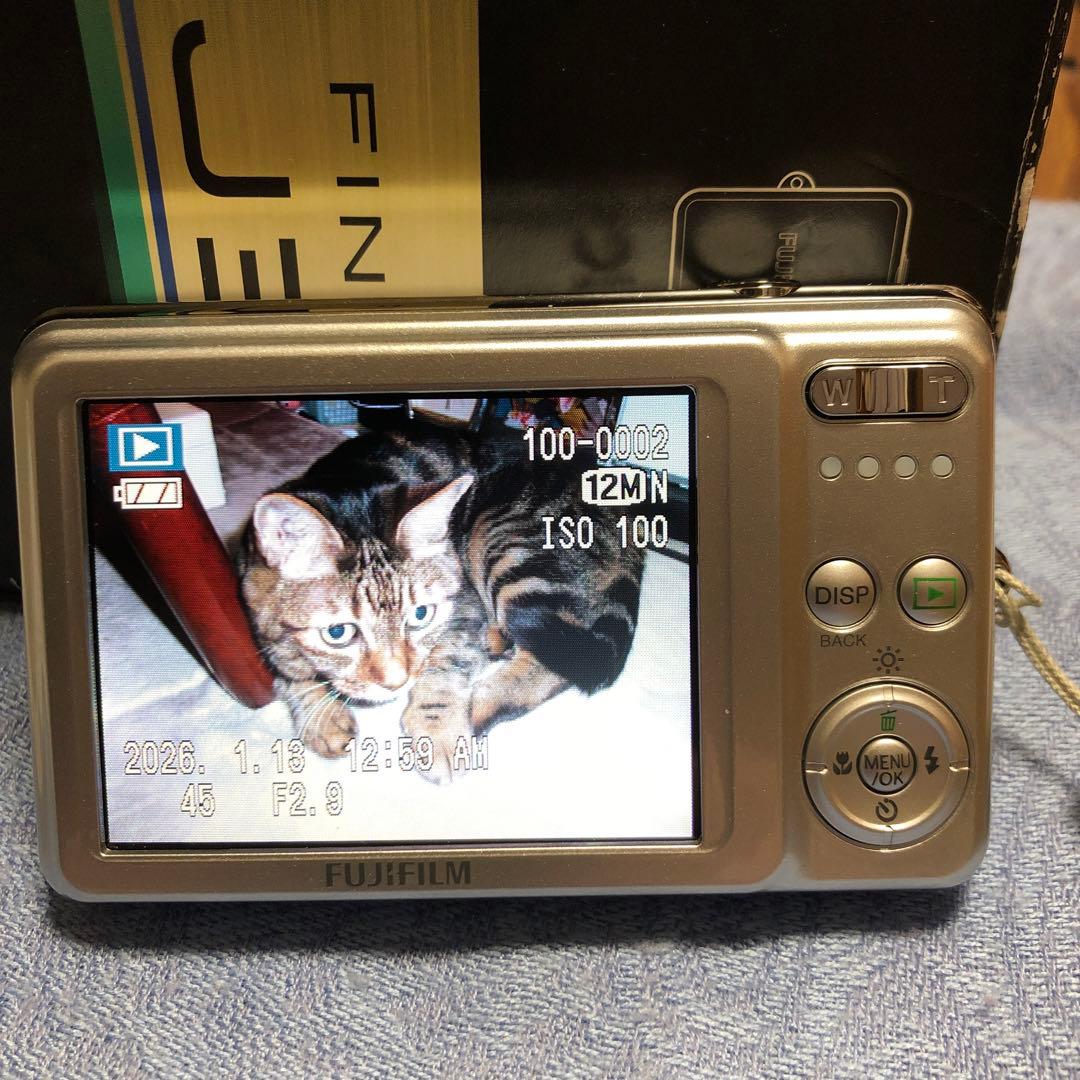 Fujifilm FinePix J30 コンパクトデジタルカメラ