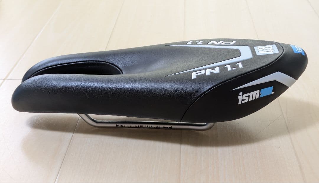 ISM PN 1.1 トライアスロン サドル