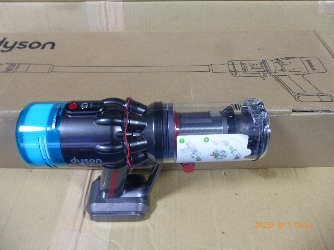 ダイソン micro 1.5kg SV21　ニッケル　Wソフトローラーおまけ