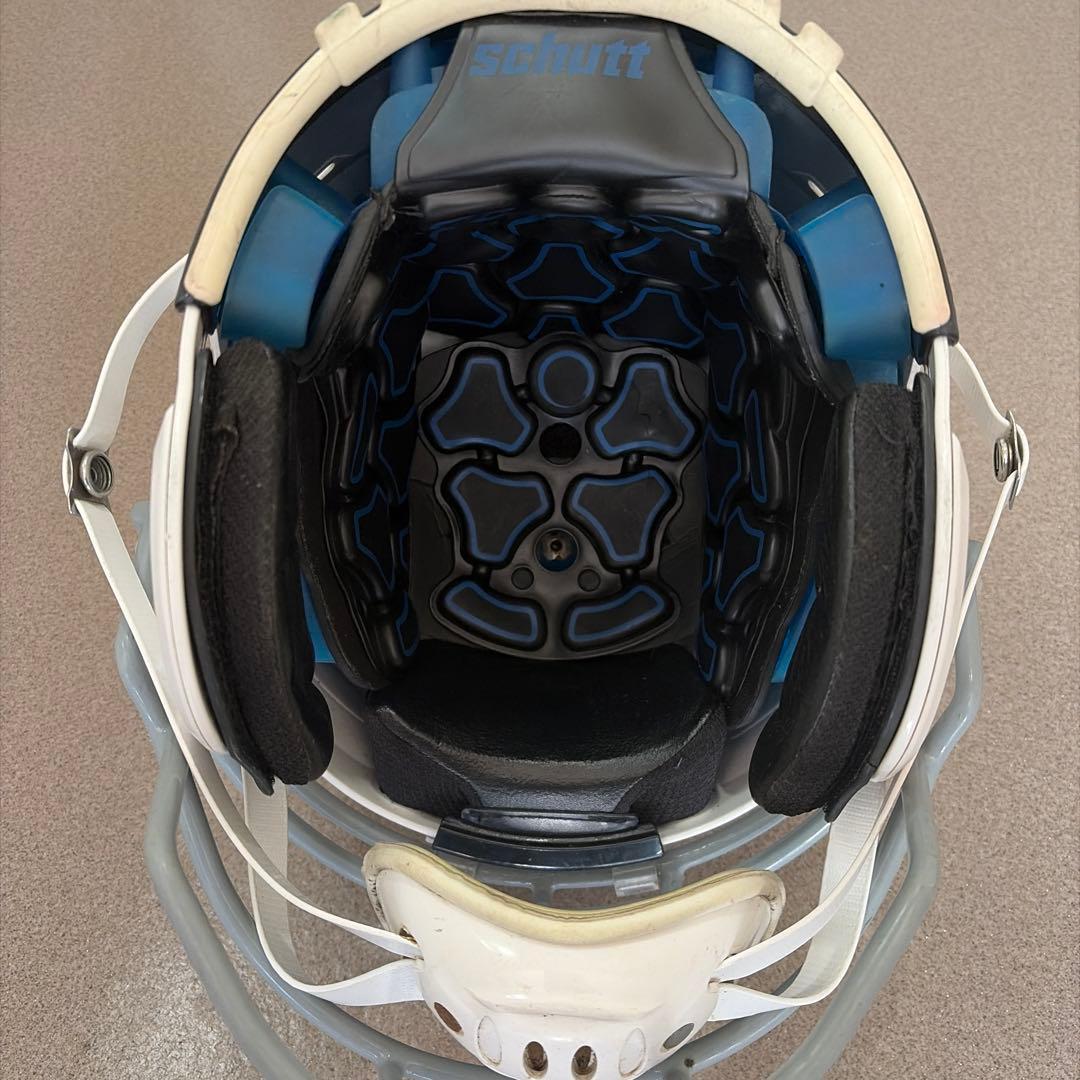 Schutt F7 アメリカンフットボールヘルメット　ホワイト