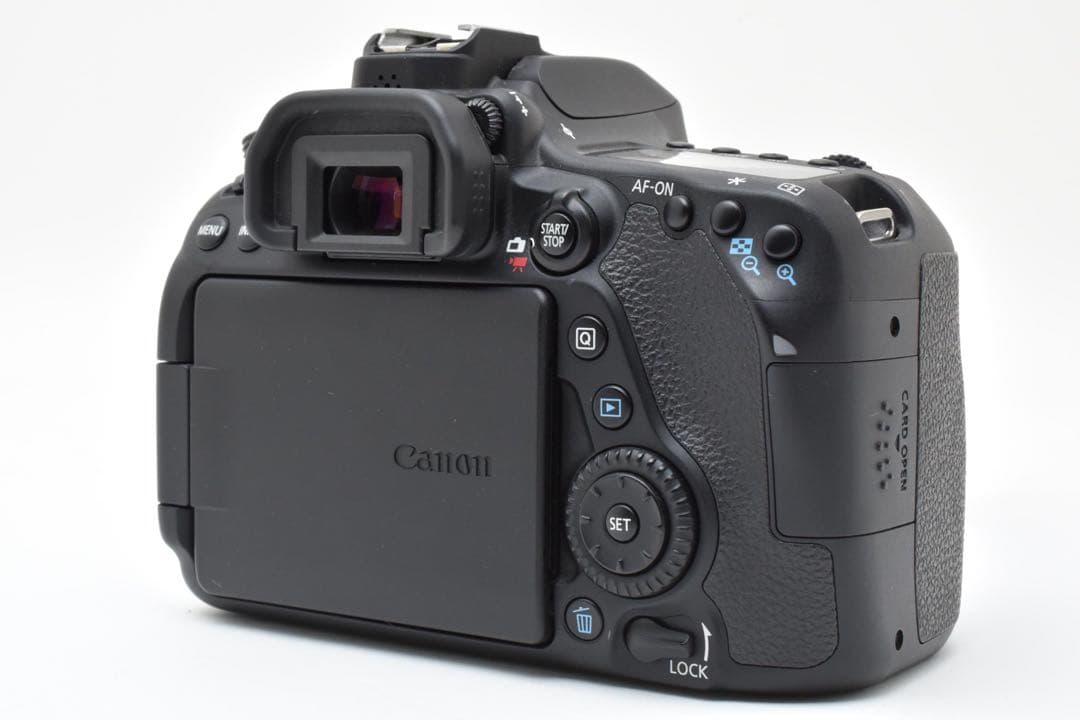 デジタルカメラ Canon EOS 80D /Canon EF-S18-135mm USM