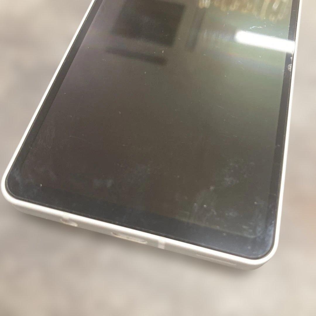 21 スマートフォン　AQUOS sense6 64GB