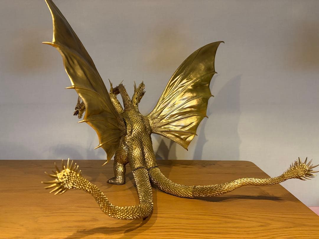 一番くじ　A賞　キングギドラ