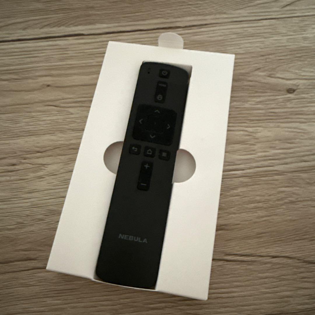 NEBULA by Anker プロジェクター