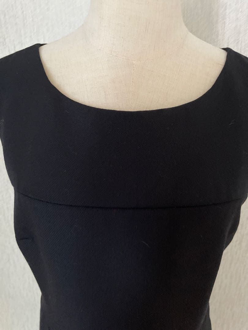 PRADAワンピース兼ジャンパースカート美品42varginwool100 %