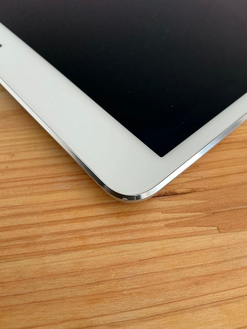 Apple iPad Pro (A1701) 64GB 10.5インチ 本体