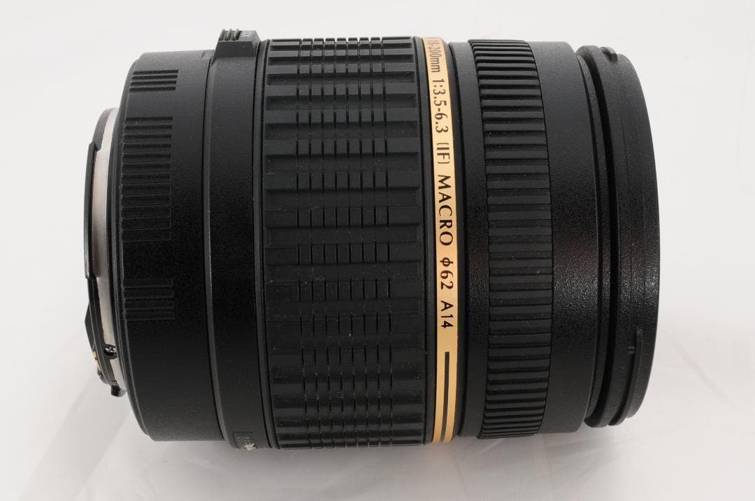 【超広角望遠レンズ】TAMRON 18-200mm Di2 canon オマケ多