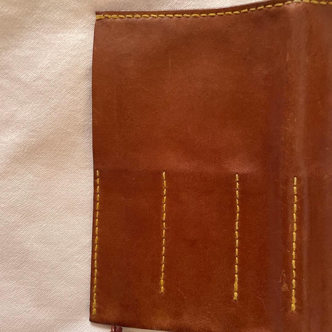 アンリークイール　レザーロールペンケース 馬の刺繍