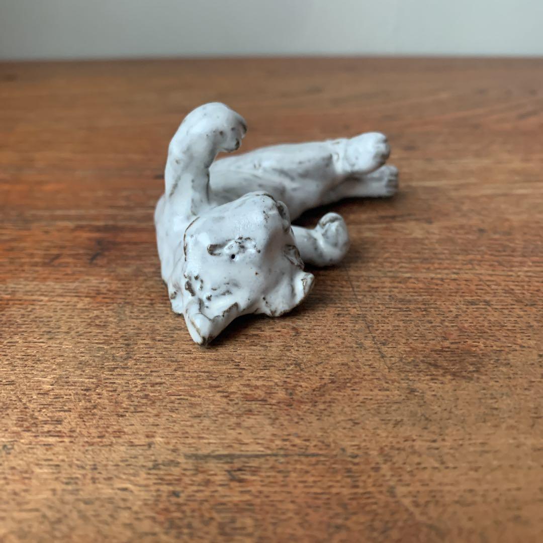 ご確認用　妻の作った　リアル招き猫　左手招き　ゴロ寝　陶芸　リングホルダー