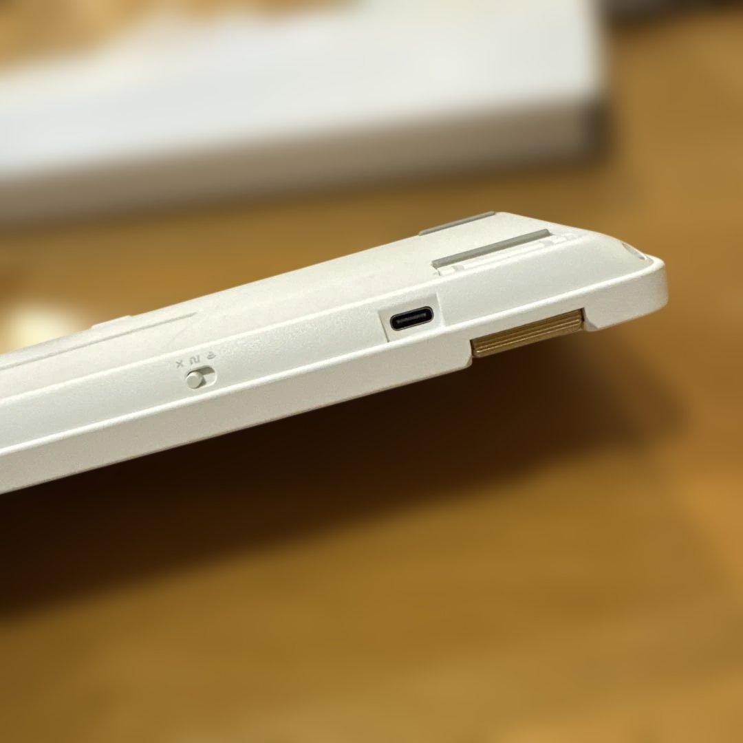 Lofree Flow Lite 84 ホワイト US配列 ロープロキーボード