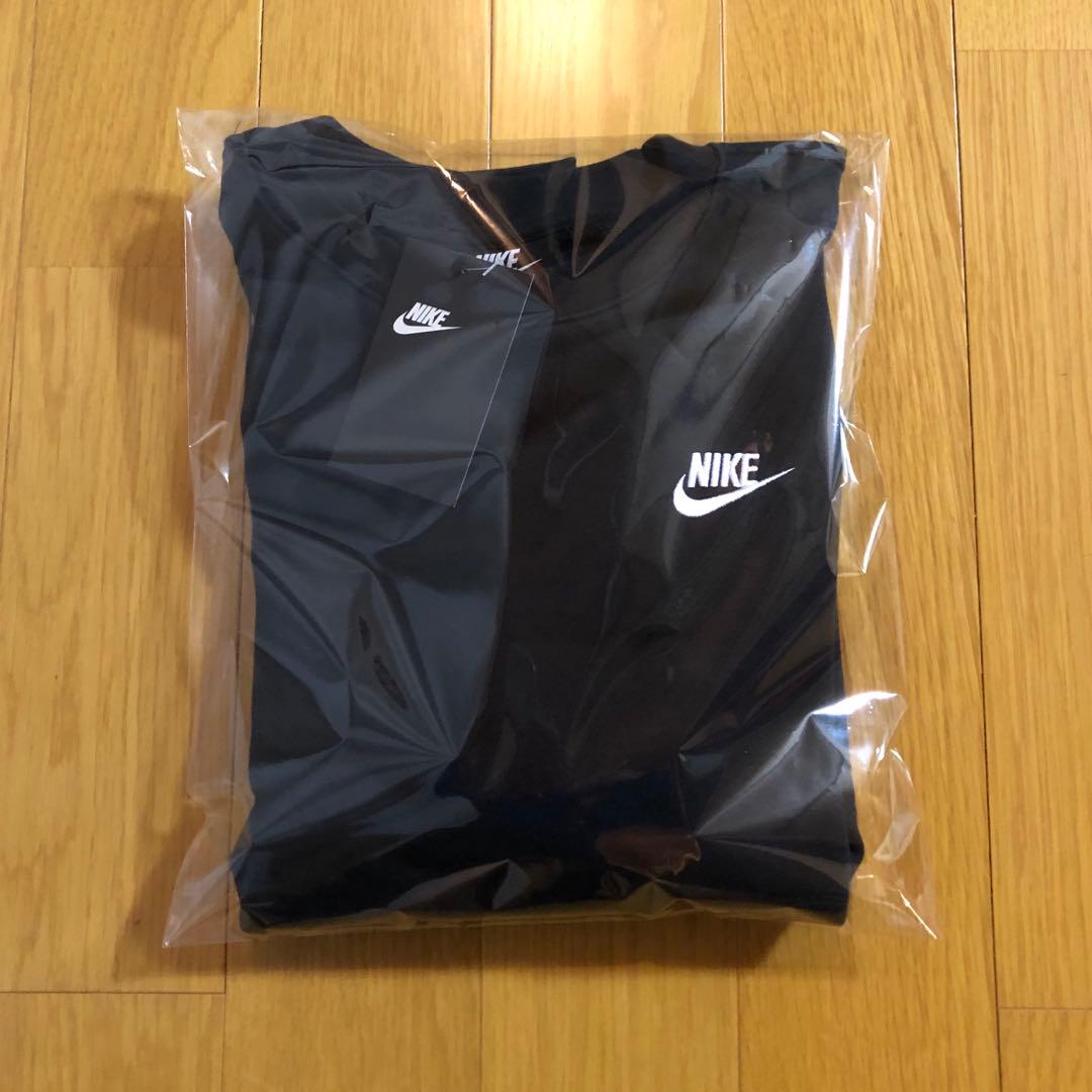 新品 ナイキ フレンチテリー クルー トレーナー ブラック Ｓサイズ 送料無料