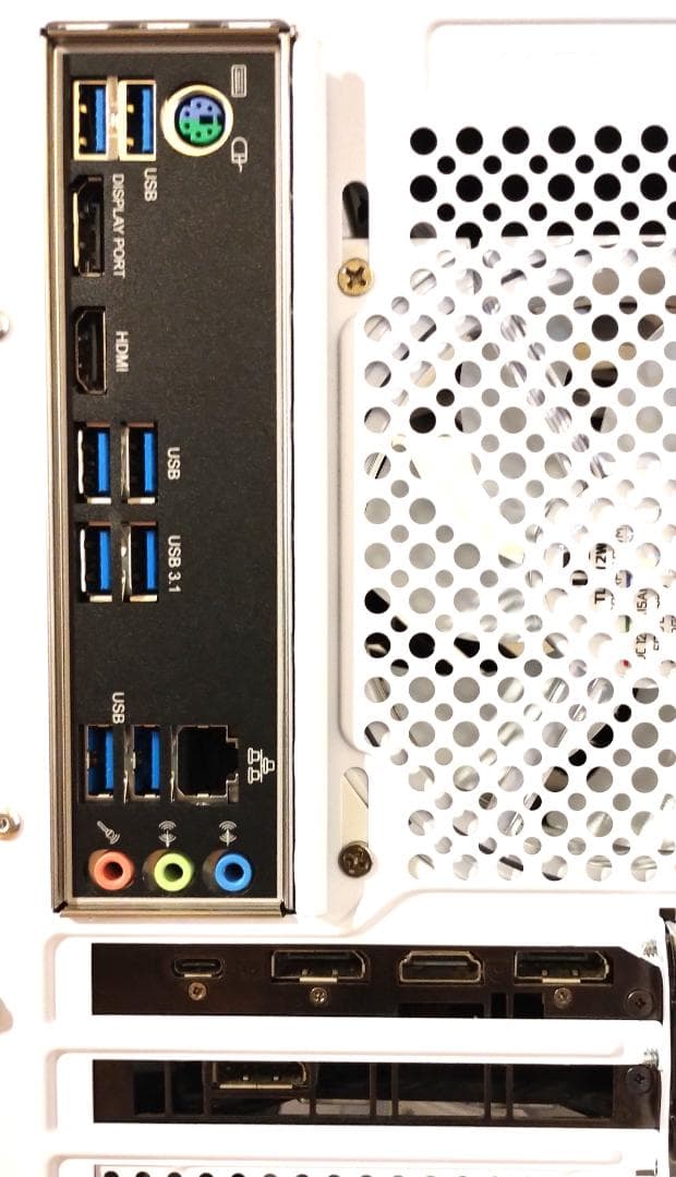 ゲーミングPC/Ryzen9 3900X/RTX2080/メモリ32G/水冷