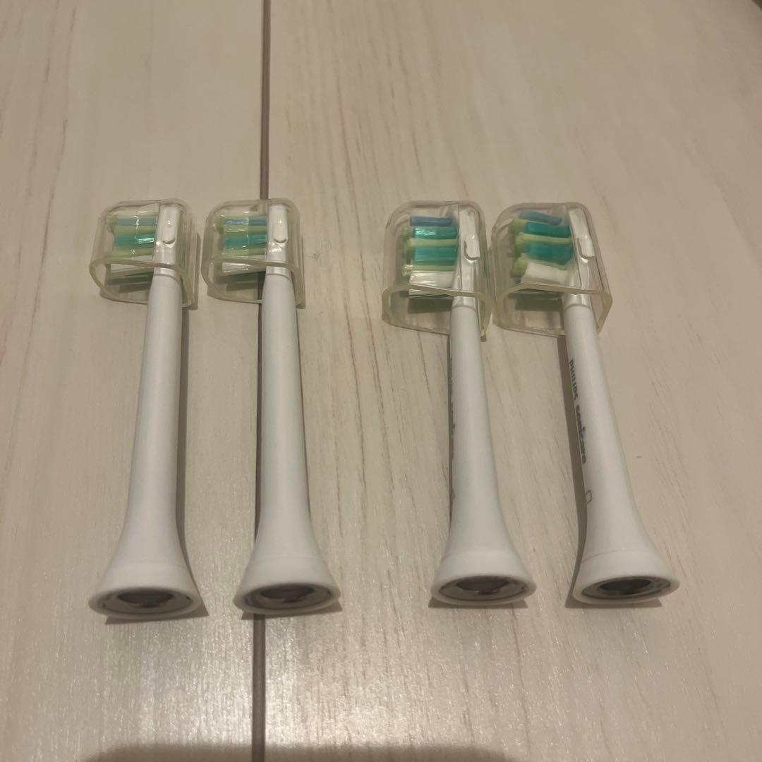 PHILIPS 電動歯ブラシ本体 充電スタンド・替えブラシ付き　2体セット