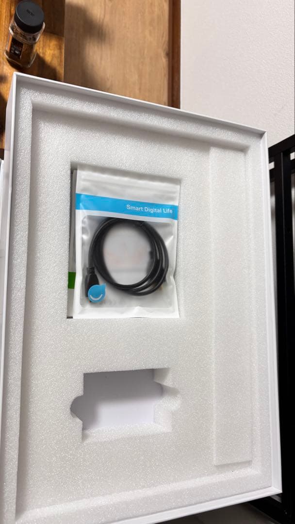 ポータブルモニター 本体 + スマートデジタルケーブル