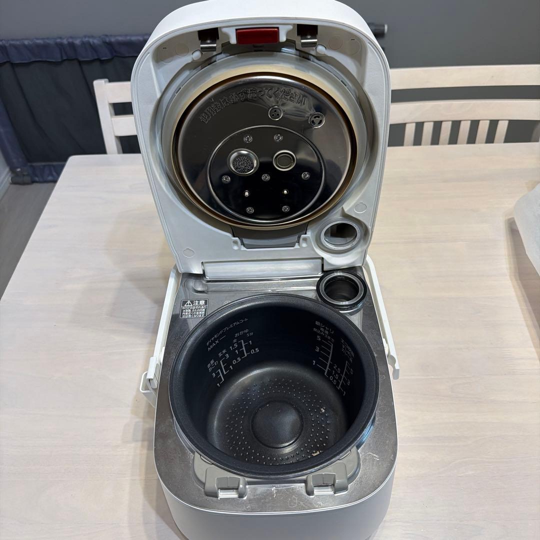 Panasonic炊飯器SR-VSX109