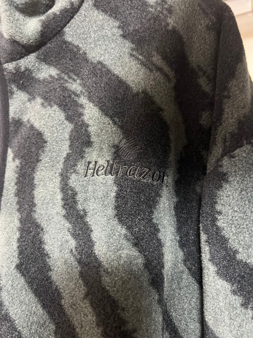 hellrazor フリース　ヘルレイザー