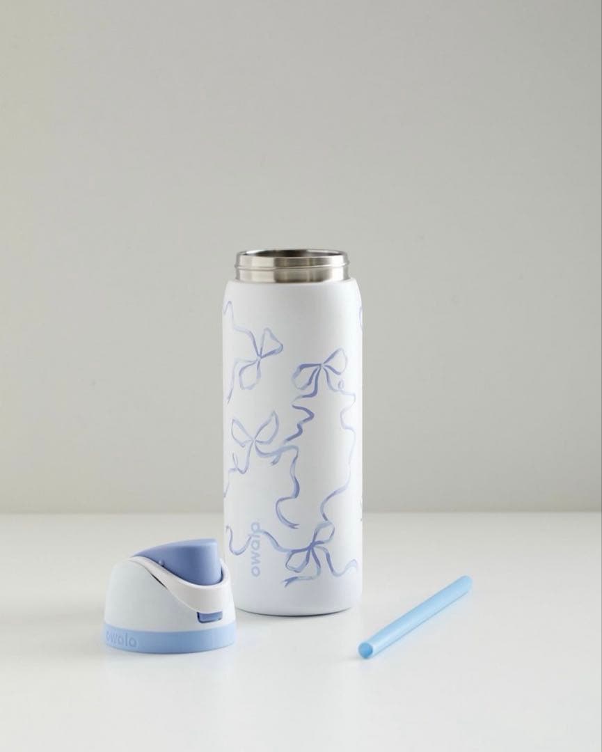 オワラ Owala Urban Outfitters 限定デザイン　リボン