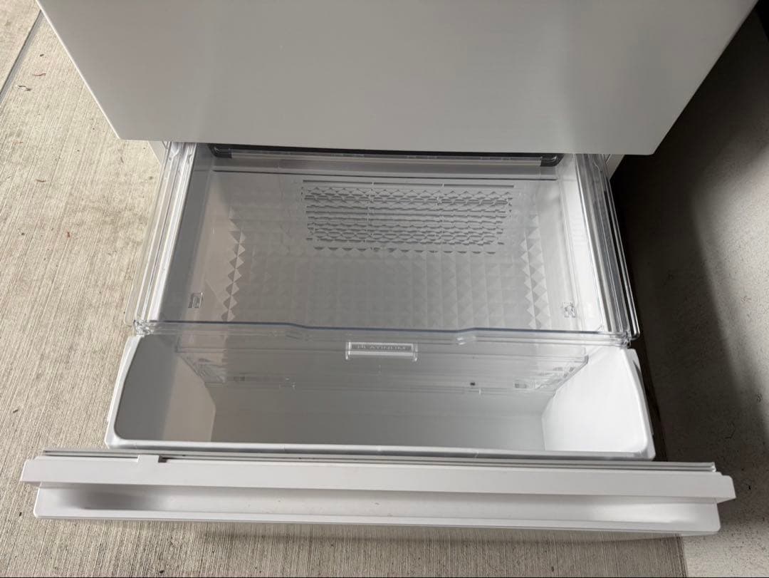 HITACHI 冷蔵庫 R-HW54S（w）型　ピュアホワイト　2022年製