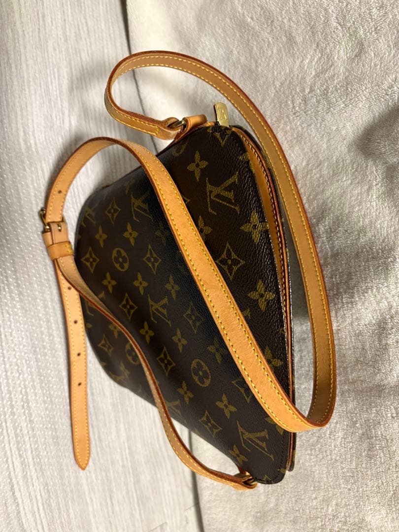 Louis Vuitton モノグラム ショルダーバッグ　ドルーオ