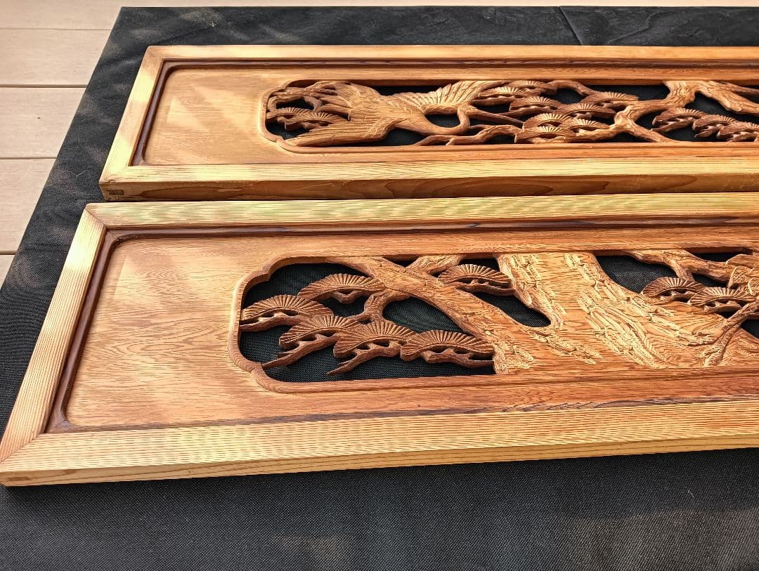 【欄間】☆天然杉☆両面 彫り和室 昭和 木工彫刻 木工細工【鶴と松】