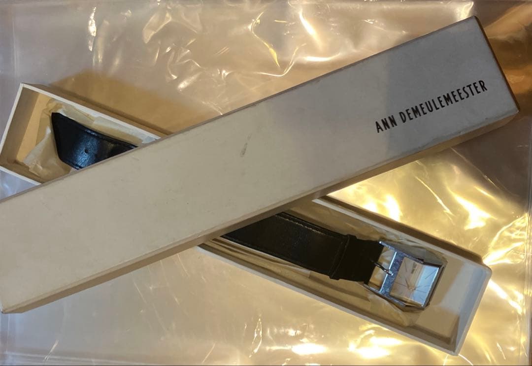 追記⭐️値下⭐️ジャンポールゴルチエ　レザーベルト　デザイン物腕時計　電池切れ