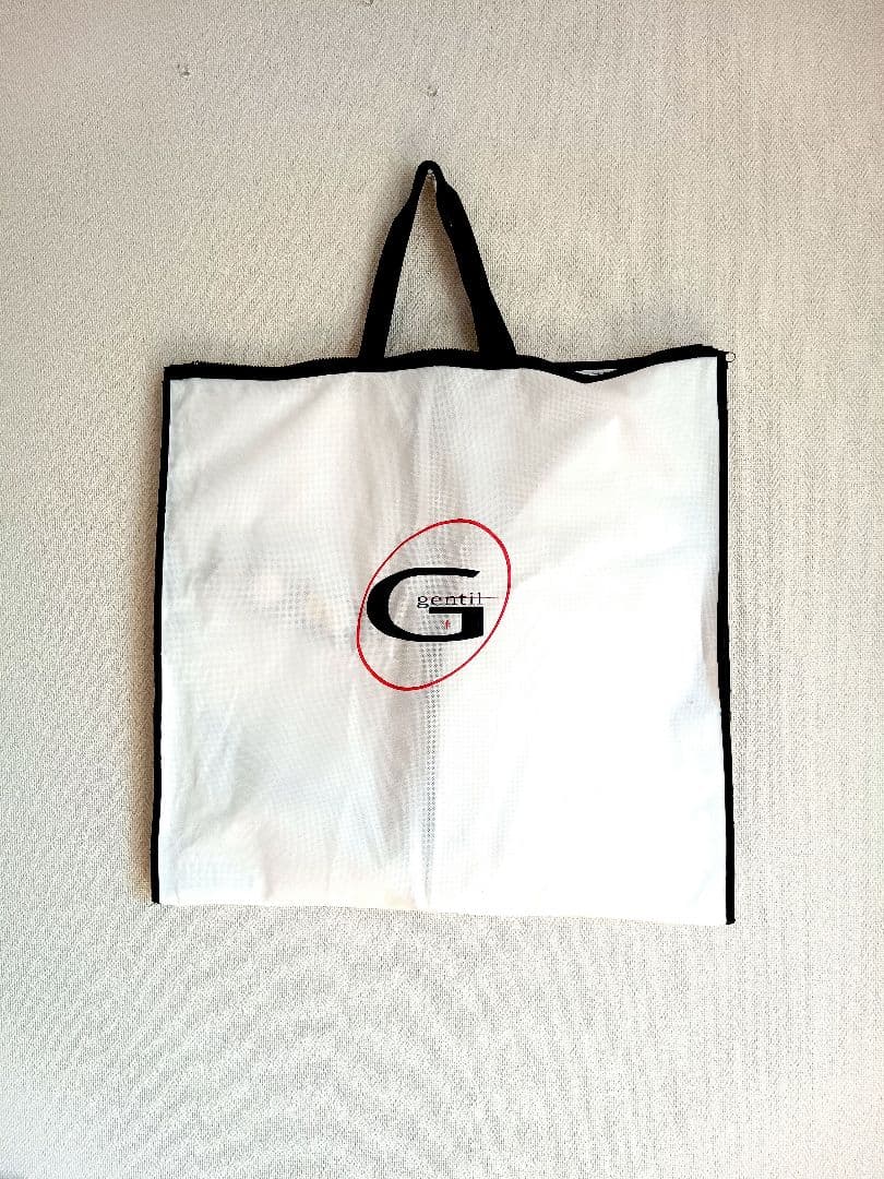 社交ダンス用ラテンドレス 黒と金 スパンコール装飾　ジャンティ製