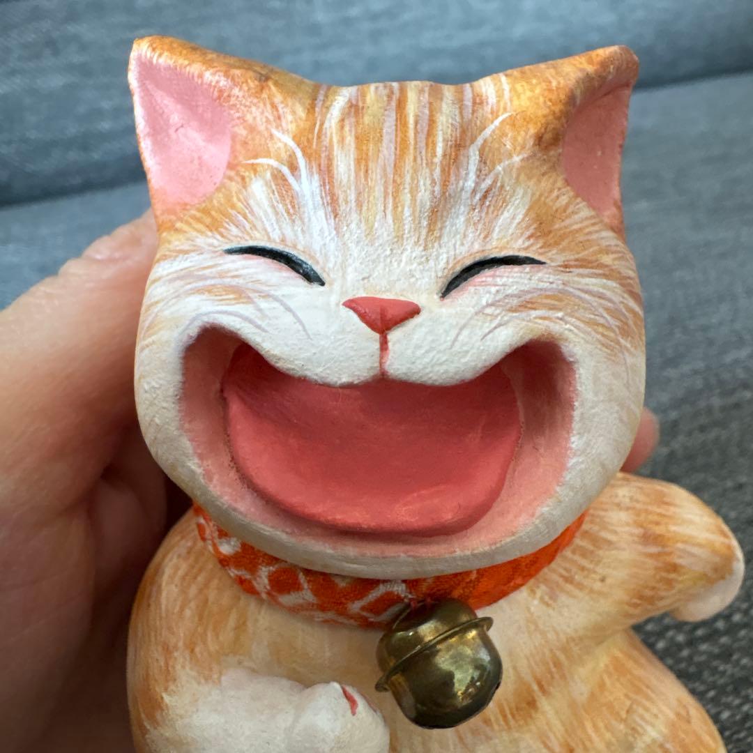 もりわじんさん　サイン入り　招き猫　猫の置物