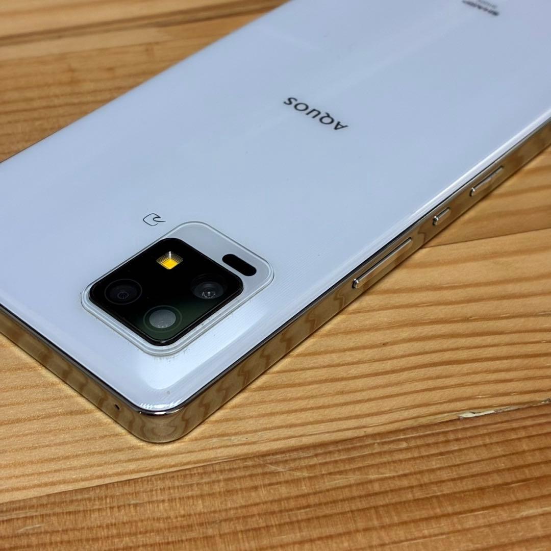 7535 AQUOS Zero6 SHG04 ホワイト