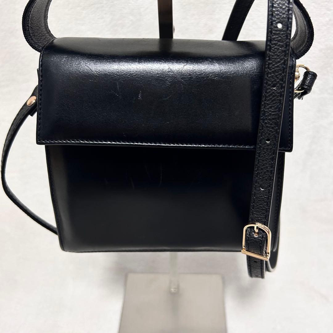 サルヴァトーレ フェラガモ ヴァラリボン フォーマル 2way ハンドバッグ