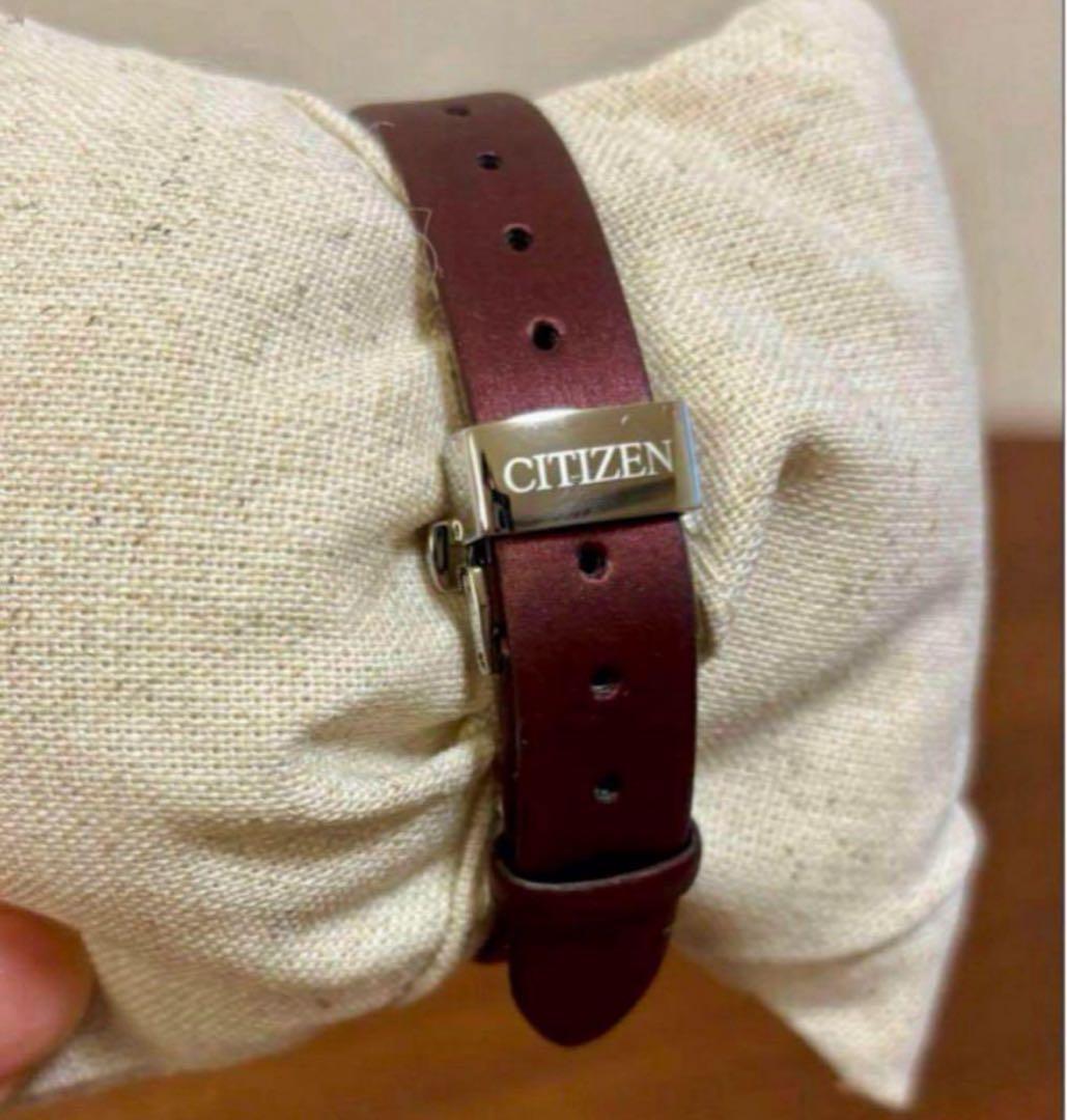 ピンクの猫・【美品】保証書付・シチズンエルEG7061-15W