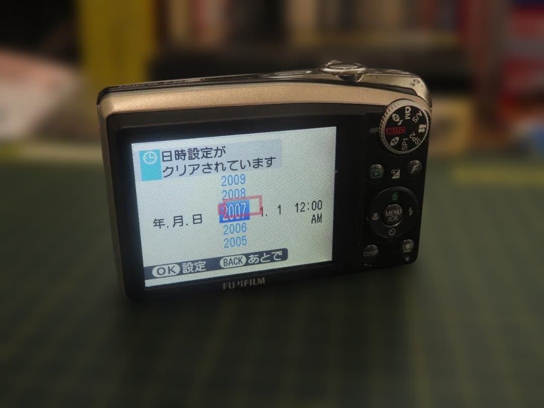 タイムセール価格【（通電確認）ジャンク品】FinePix F50fd