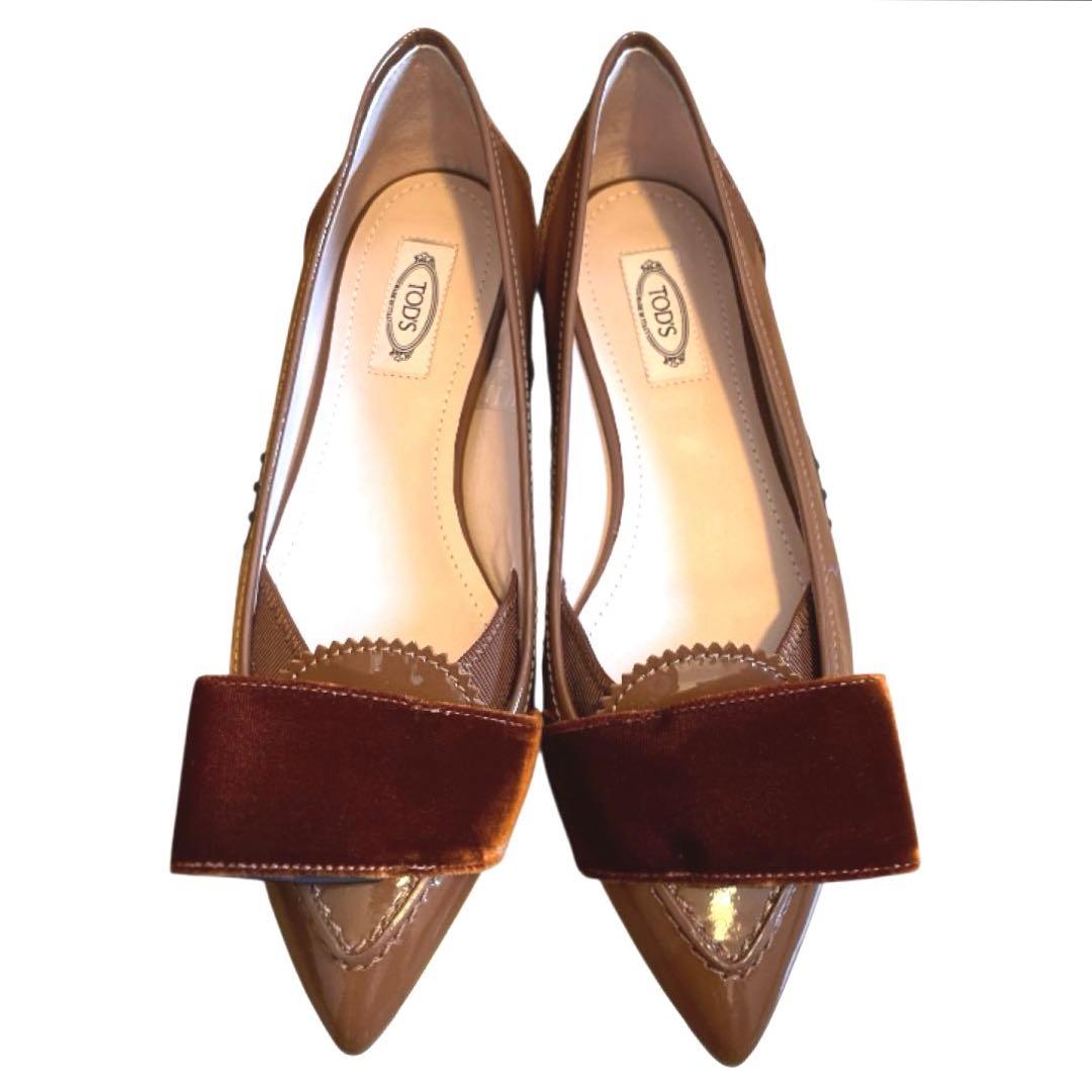 【美品】TOD'S トッズ パンプス フラット パテント エナメル キャメル