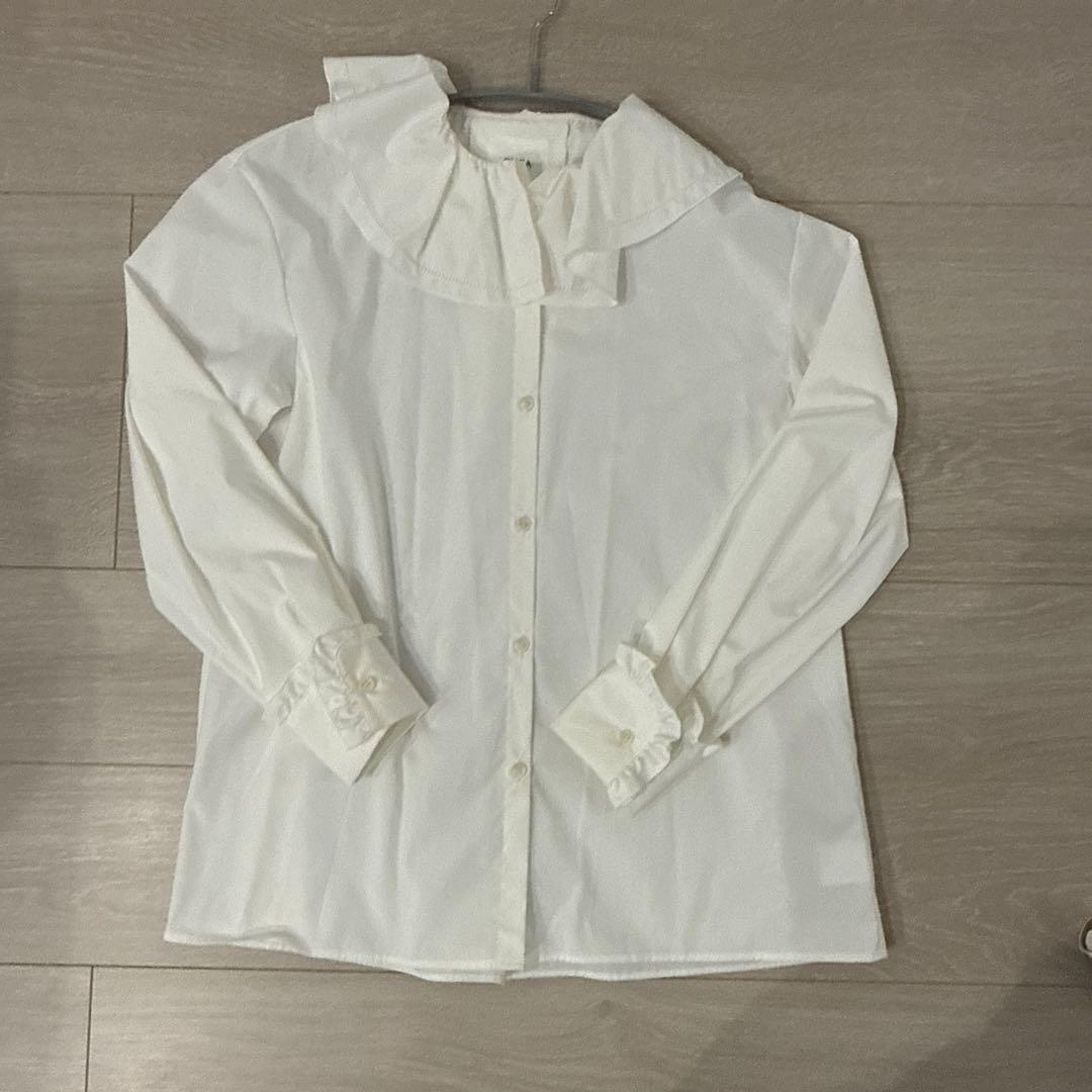 ohga フリルブラウス