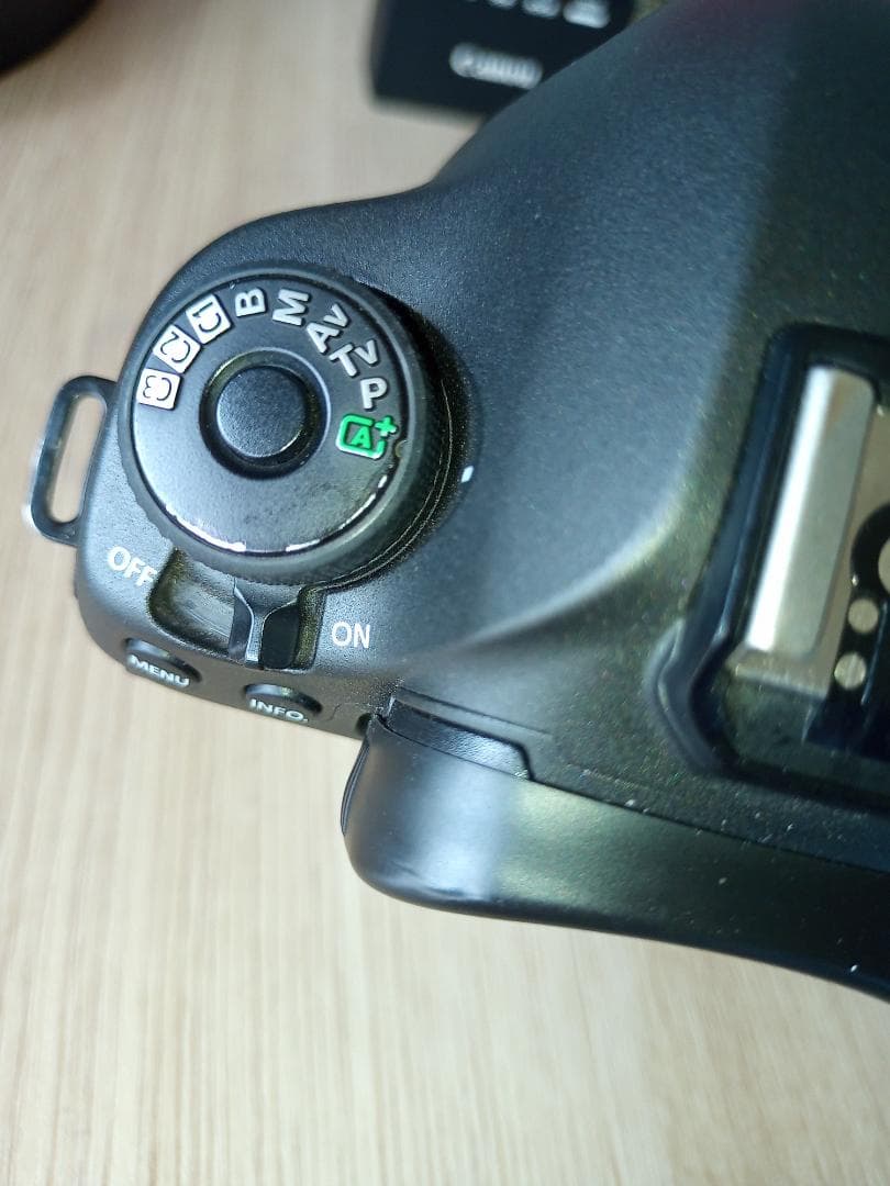 美品Canon EOS 5Ds デジタル一眼レフカメラ 本体