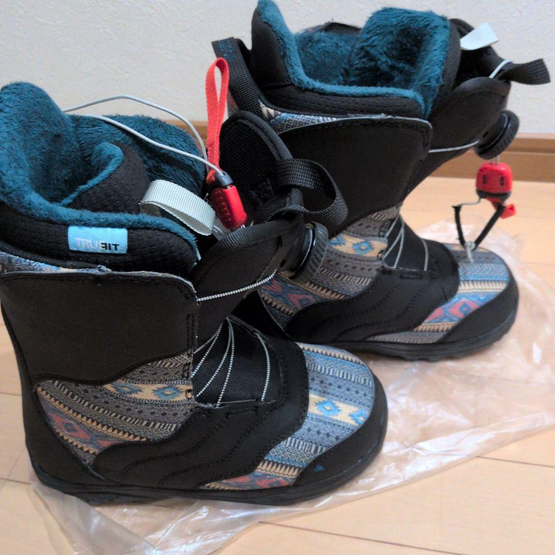 値下げ中！【美品】バートン burtonブーツ　Mint Boa 22cm