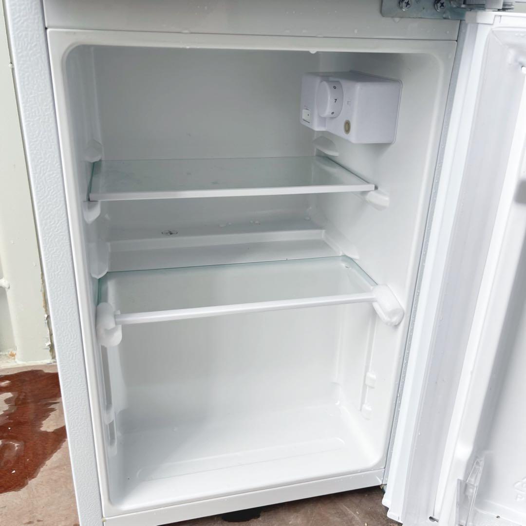 取付無料！最新！ONE STEP コンパクトサイズおしゃれホワイト冷蔵庫！洗濯機