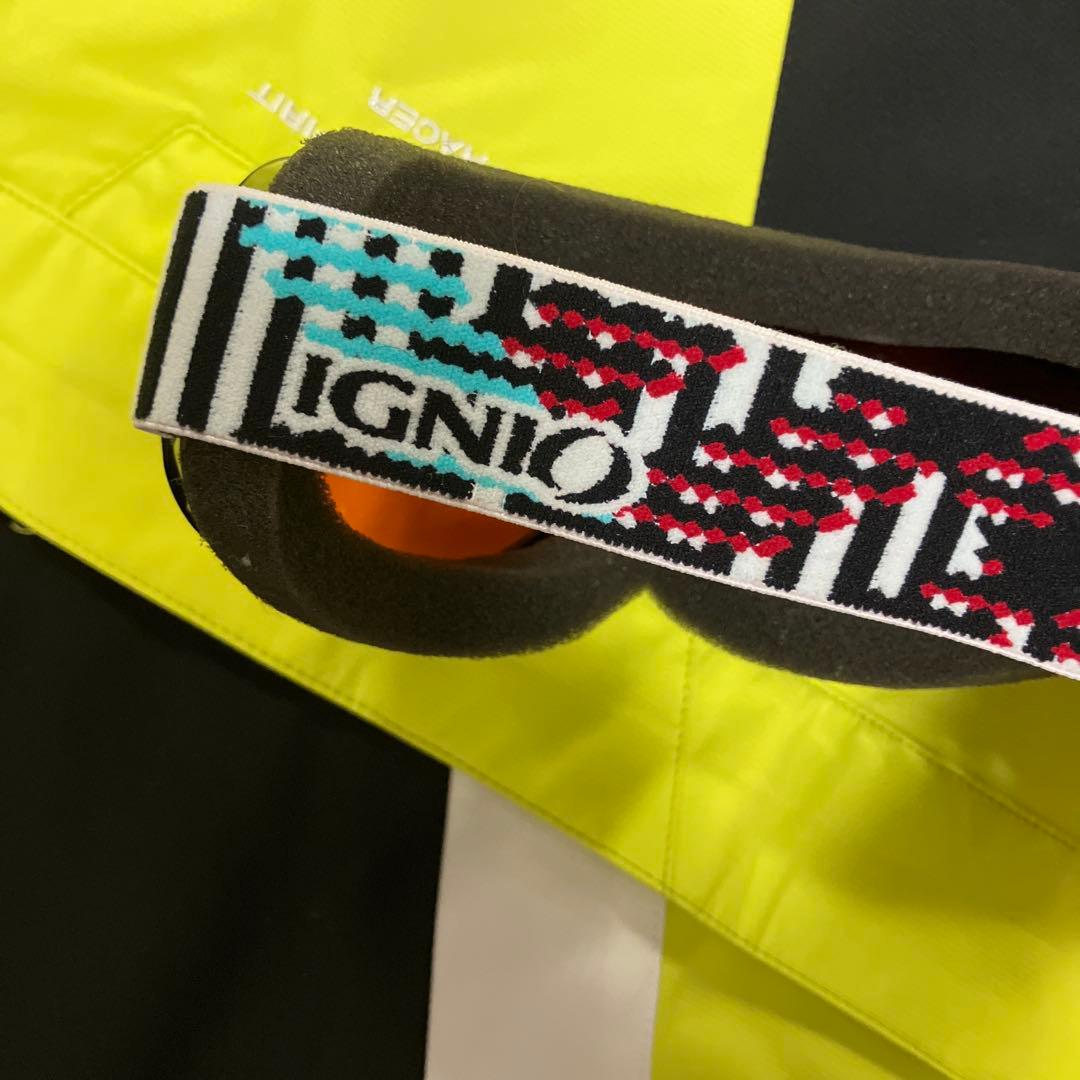 DESCENTE⭐︎子ども用スキーウェア上下セット⭐︎ゴーグル付⭐︎130