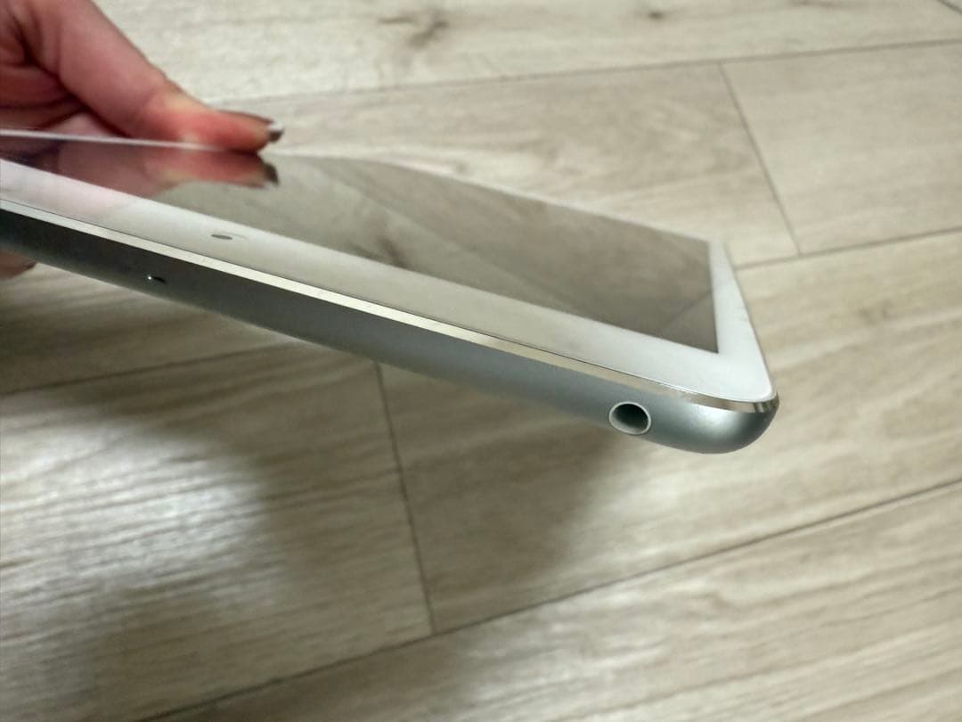 Apple mini2 iPad 32GB Wi-Fiモデル