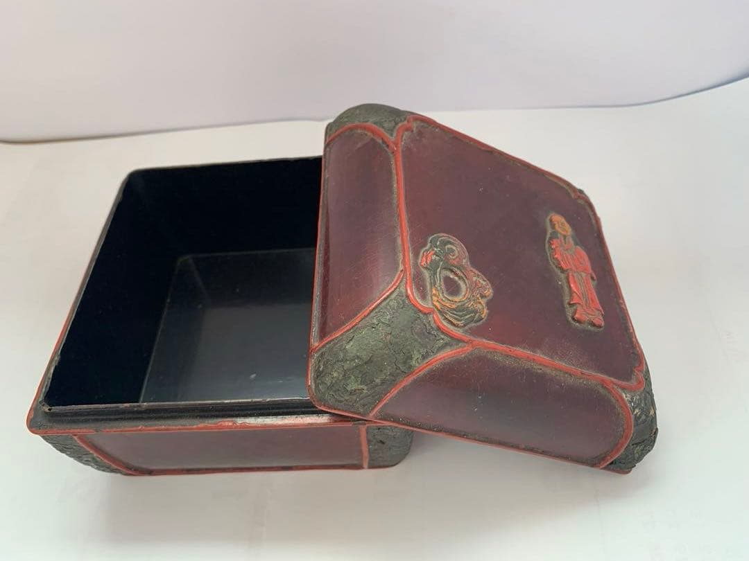 中国美術　堆漆細工刻『人物物語文』蓋物 木製漆塗 菓子器唐物茶道具