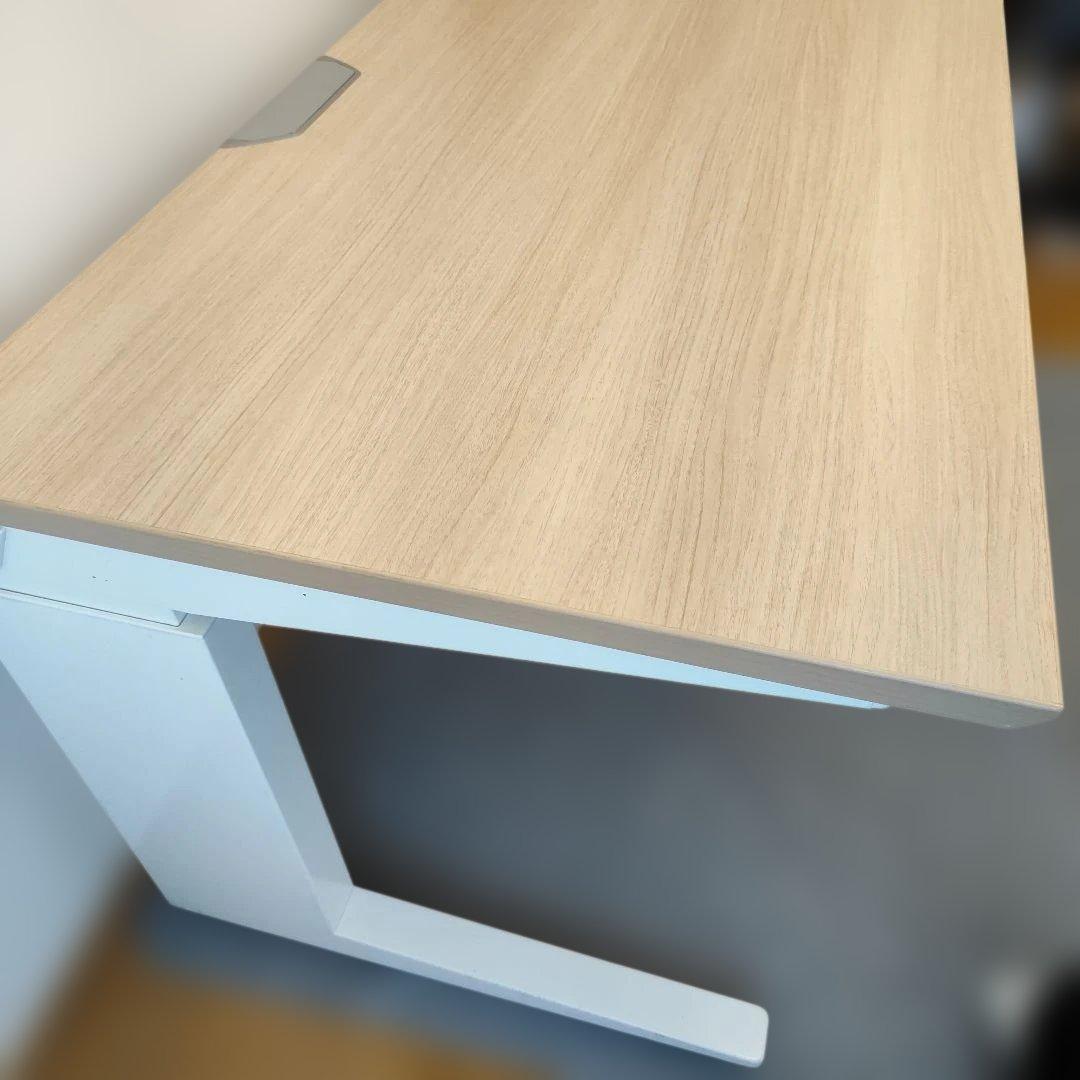okamura オフィスデスク ナチュラルウッド　手動昇降式