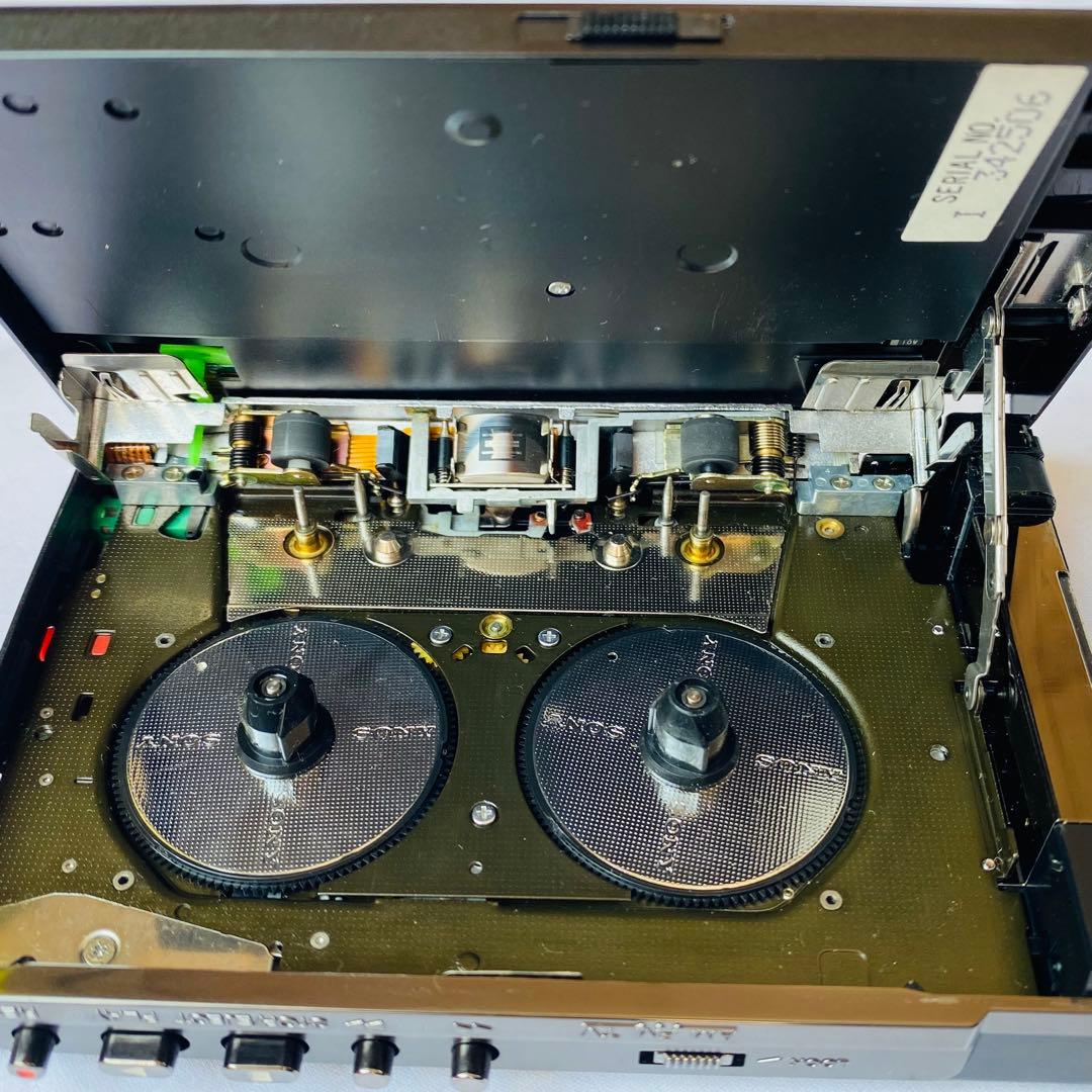 整備品 SONY WALKMAN FM/AM カセットプレーヤー WM-F404