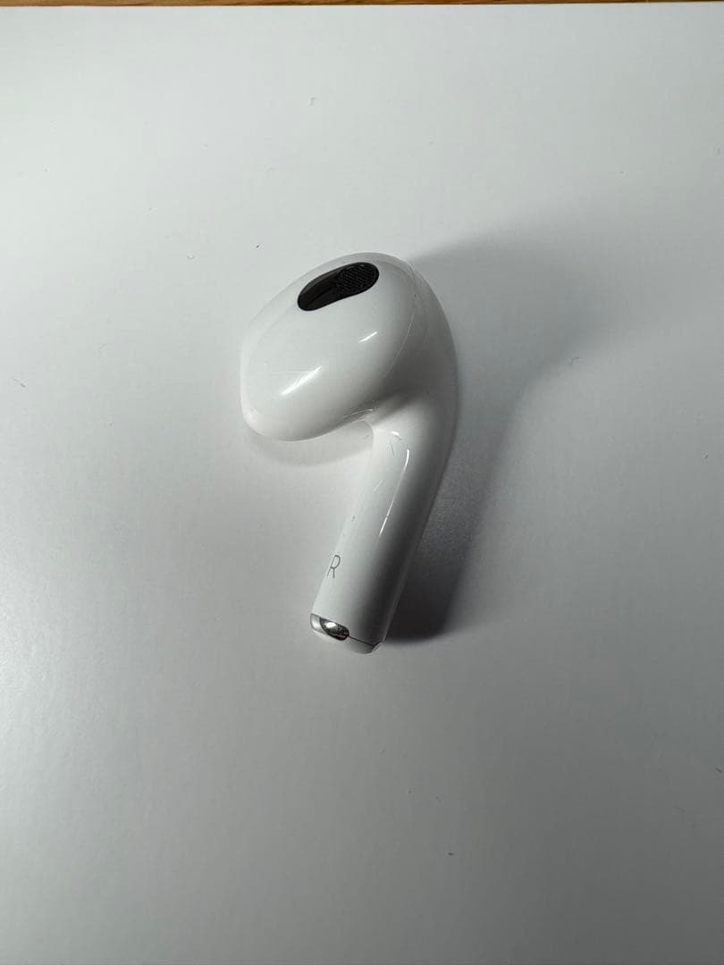 AirPods第3世代　本体 ホワイト 充電ケース付き