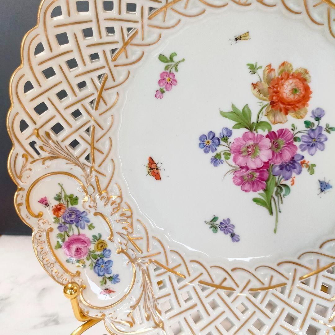 24㎝★マイセン 美品 透かしプレート ピンクローズ 昆虫 金彩 ピアスエッジ