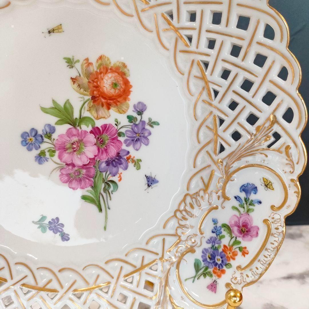 24㎝★マイセン 美品 透かしプレート ピンクローズ 昆虫 金彩 ピアスエッジ